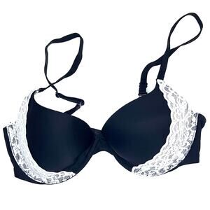 Victoria's Secret Size 32D Black Lace Underwire Padded Demi Bra